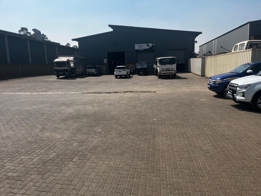 To Let commercial Property for Rent in Driehoek Gauteng