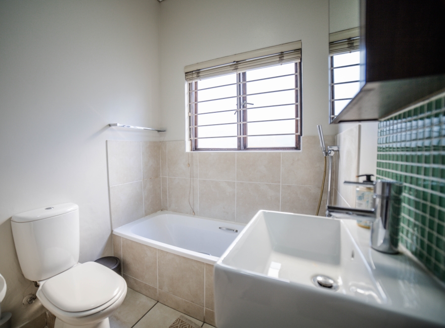 2 Bedroom Property for Sale in Fourways Gauteng