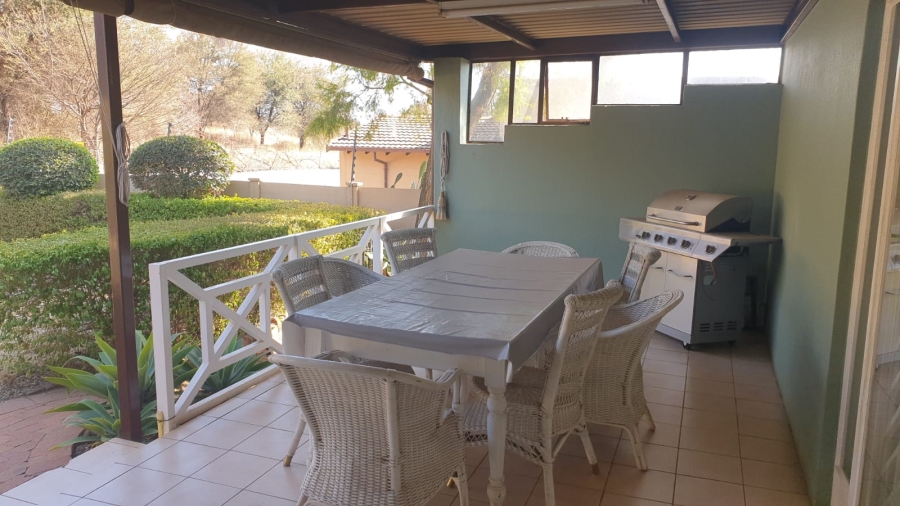 4 Bedroom Property for Sale in Florauna Gauteng