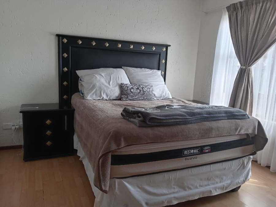 2 Bedroom Property for Sale in Beyers Park Gauteng