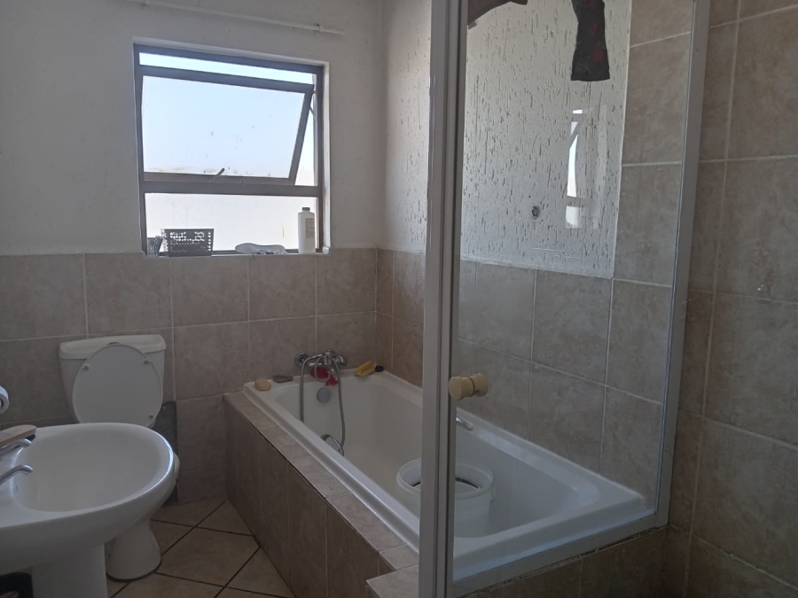 2 Bedroom Property for Sale in Boksburg North Gauteng