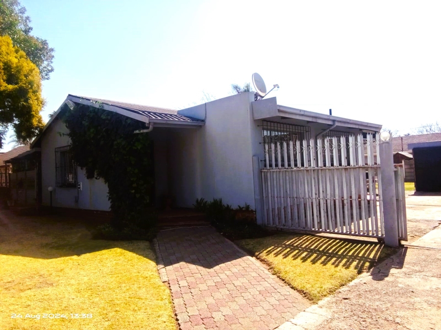 3 Bedroom Property for Sale in Van Dyk Park Gauteng