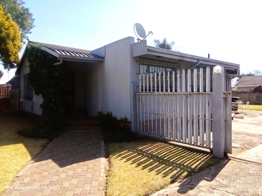 3 Bedroom Property for Sale in Van Dyk Park Gauteng