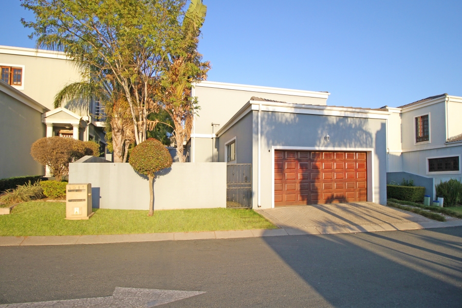 3 Bedroom Property for Sale in Carlswald Gauteng