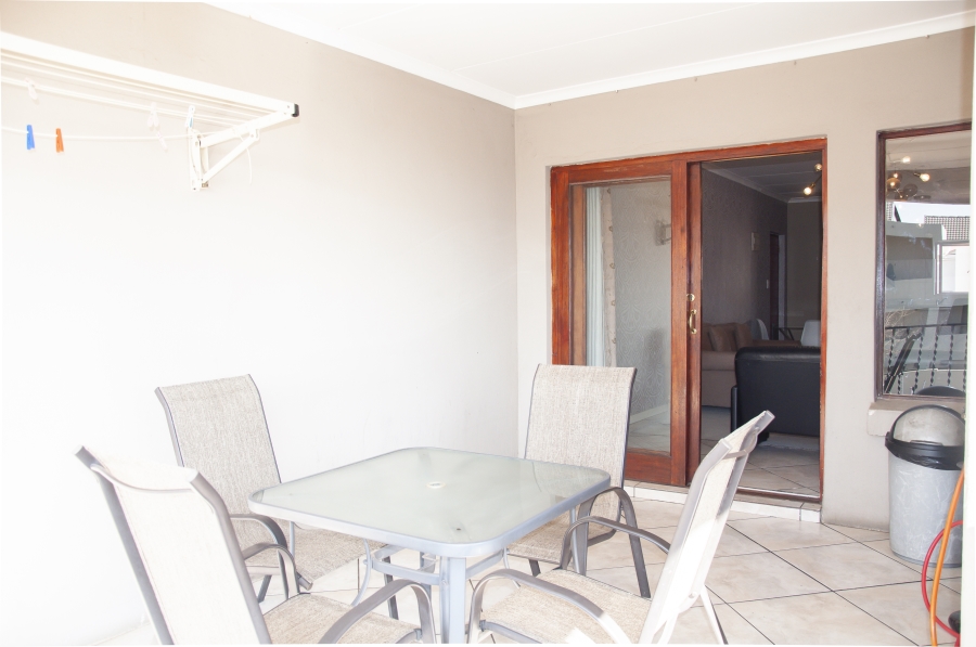 2 Bedroom Property for Sale in Carlswald Gauteng