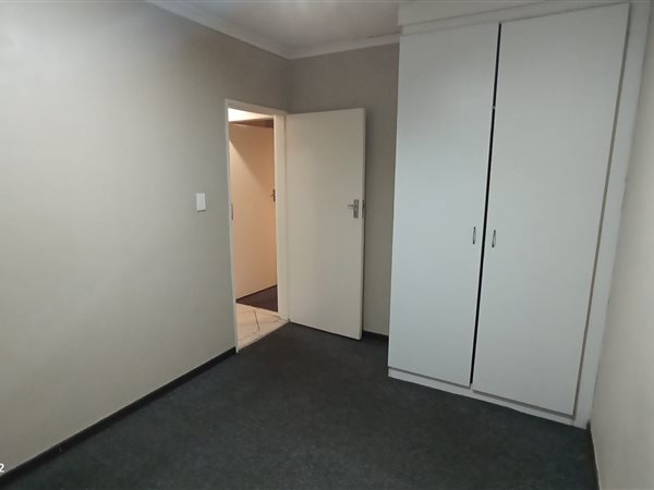 To Let 2 Bedroom Property for Rent in Glen Marais Gauteng