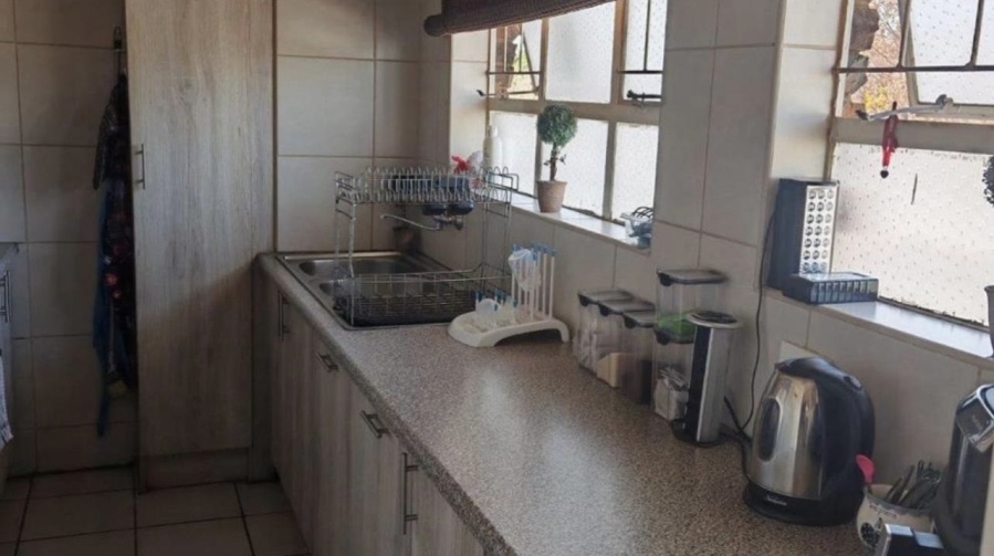 2 Bedroom Property for Sale in Villieria Gauteng