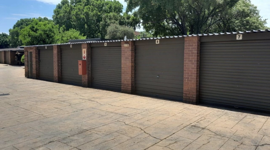 2 Bedroom Property for Sale in Villieria Gauteng