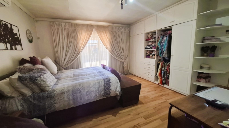 3 Bedroom Property for Sale in Vanderbijlpark SW 1 Gauteng