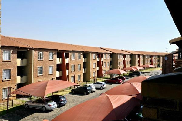 To Let 2 Bedroom Property for Rent in Comet Gauteng