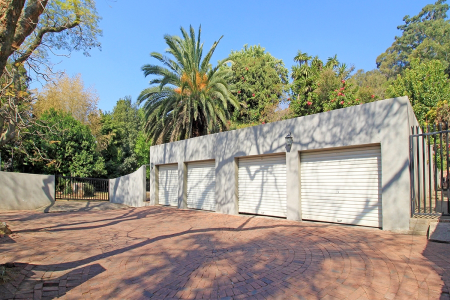 4 Bedroom Property for Sale in Mountain View Gauteng