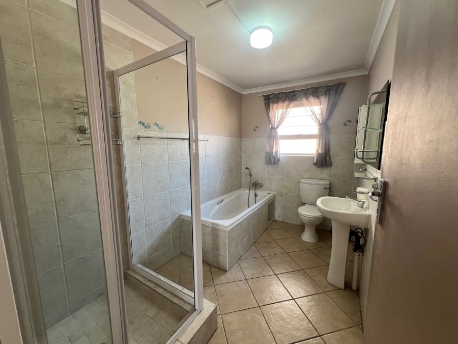 2 Bedroom Property for Sale in New Market Park Gauteng