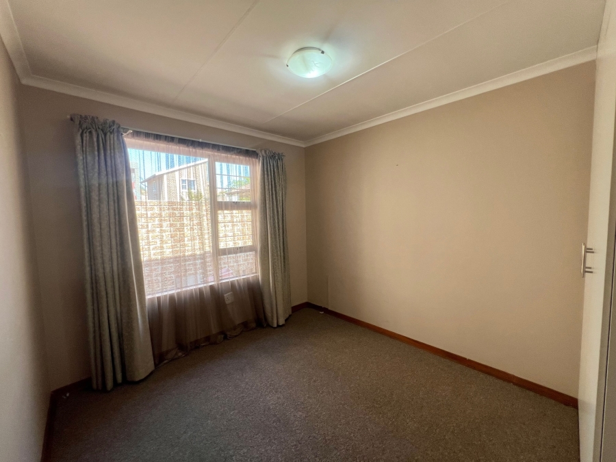 2 Bedroom Property for Sale in New Market Park Gauteng