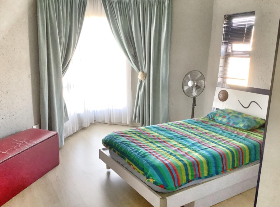 6 Bedroom Property for Sale in Liefde en Vrede Gauteng