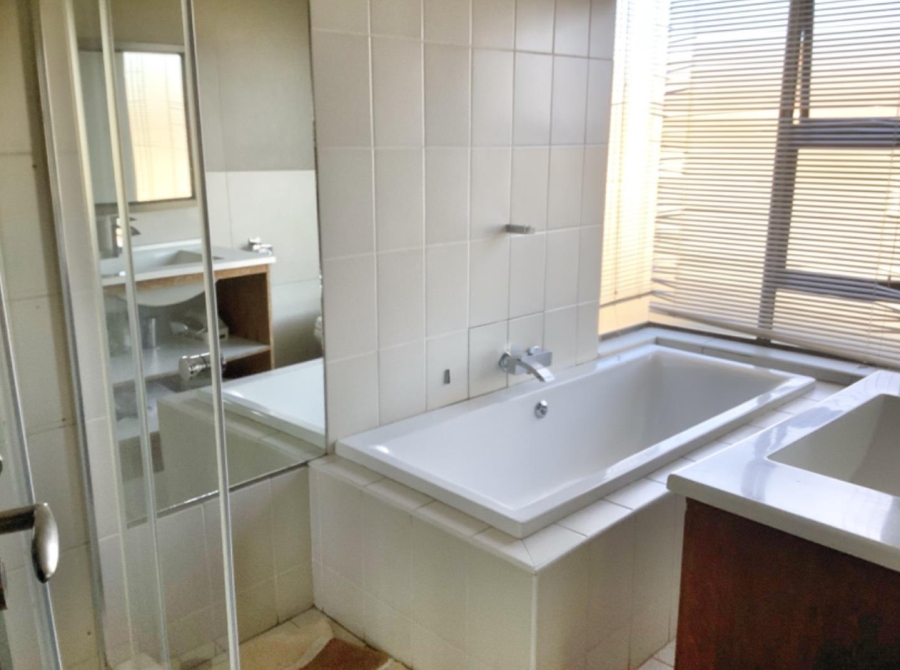6 Bedroom Property for Sale in Liefde en Vrede Gauteng