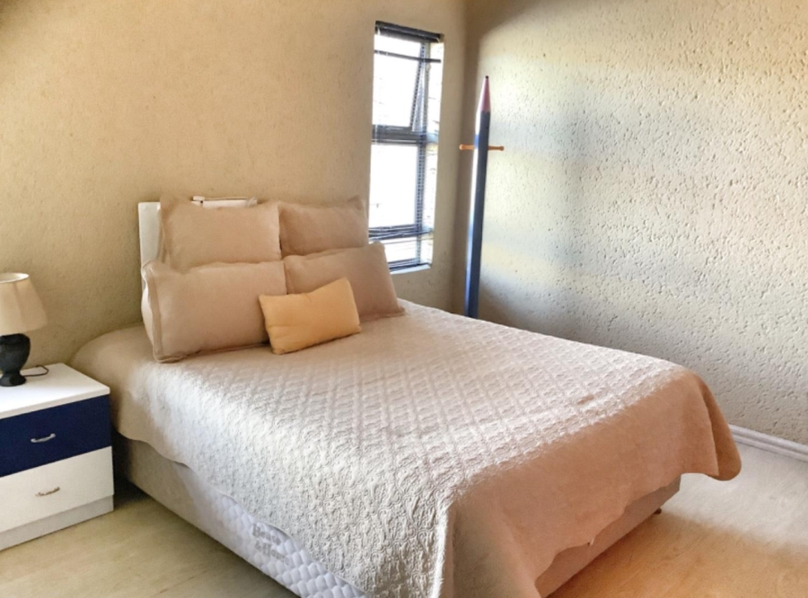 6 Bedroom Property for Sale in Liefde en Vrede Gauteng