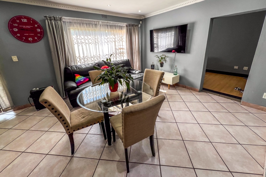 3 Bedroom Property for Sale in Glenvista Gauteng