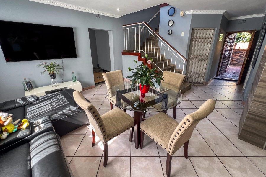 3 Bedroom Property for Sale in Glenvista Gauteng