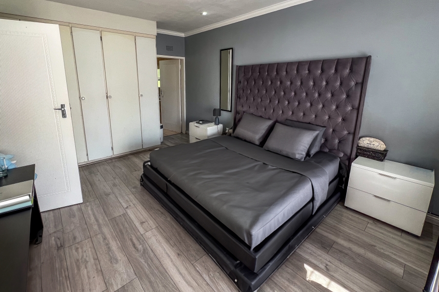 3 Bedroom Property for Sale in Glenvista Gauteng