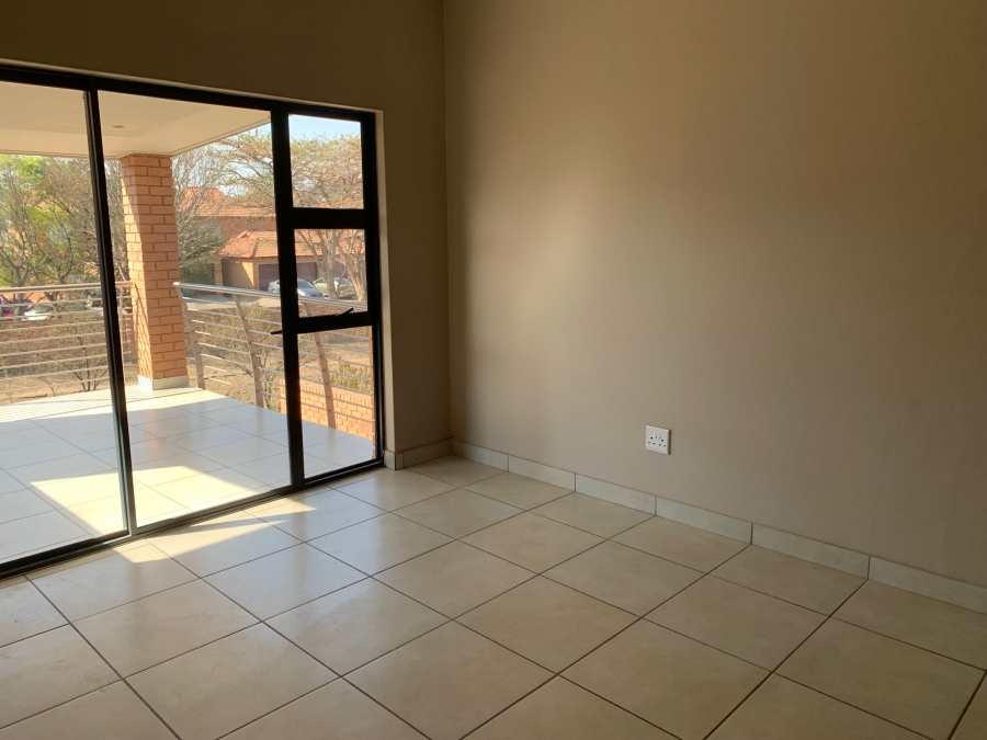 To Let 2 Bedroom Property for Rent in Six Fountains Estate Gauteng