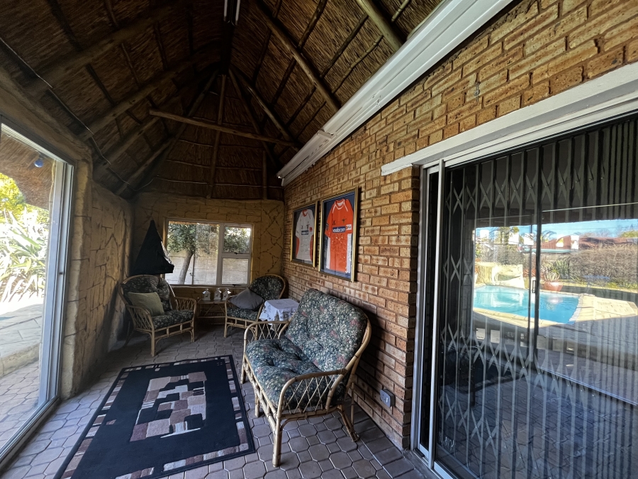 4 Bedroom Property for Sale in Brackenhurst Gauteng