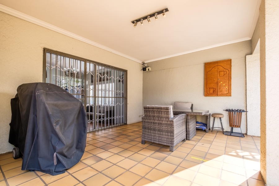 3 Bedroom Property for Sale in Brackenhurst Gauteng