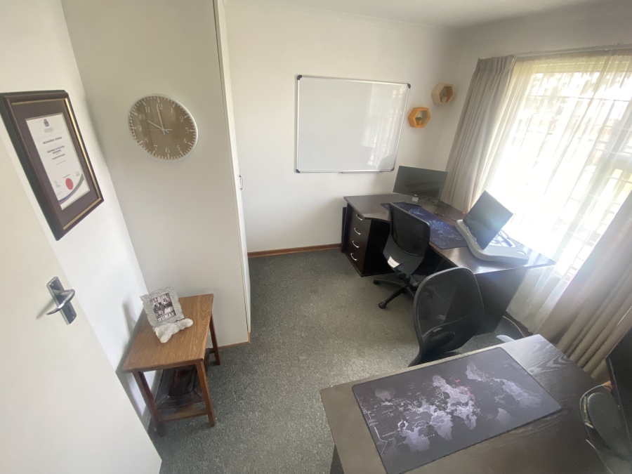 3 Bedroom Property for Sale in New Market Gauteng