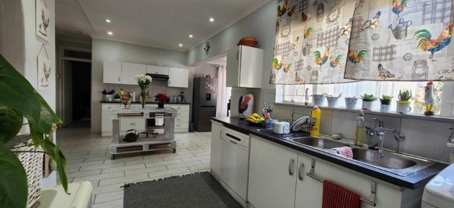 3 Bedroom Property for Sale in Brackenhurst Gauteng