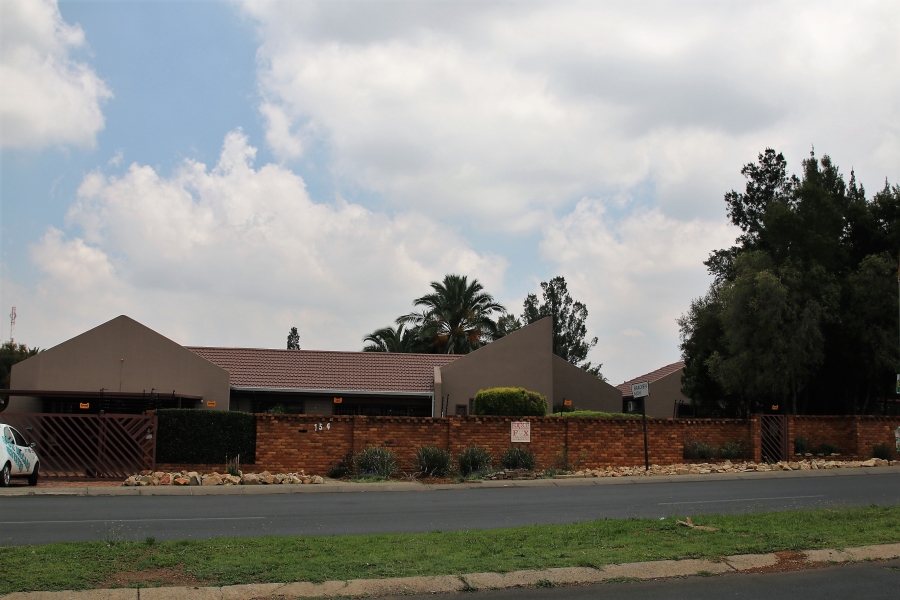 3 Bedroom Property for Sale in Brackenhurst Gauteng