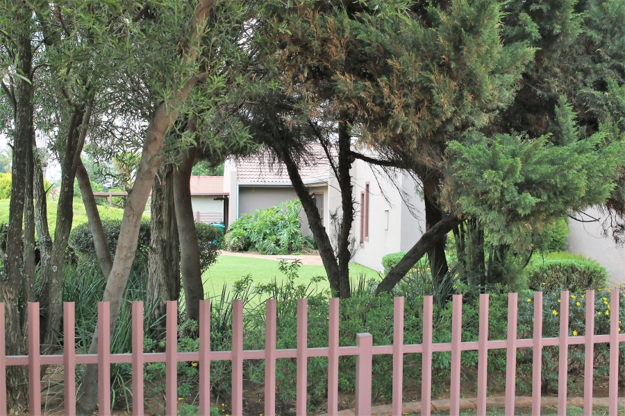 3 Bedroom Property for Sale in Brackenhurst Gauteng