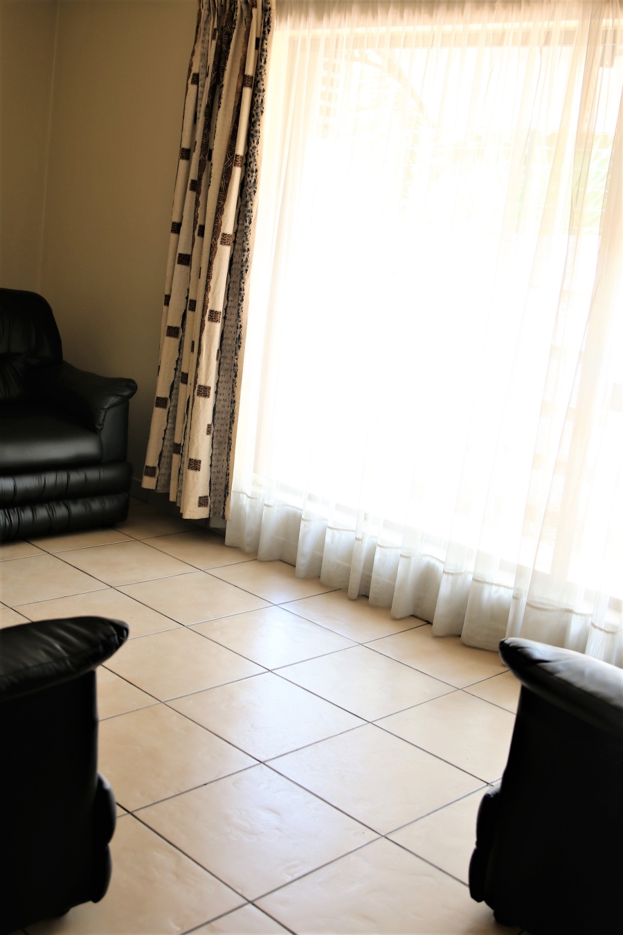 3 Bedroom Property for Sale in Brackenhurst Gauteng