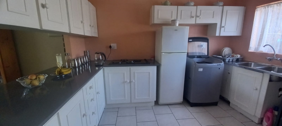 3 Bedroom Property for Sale in Brackenhurst Gauteng