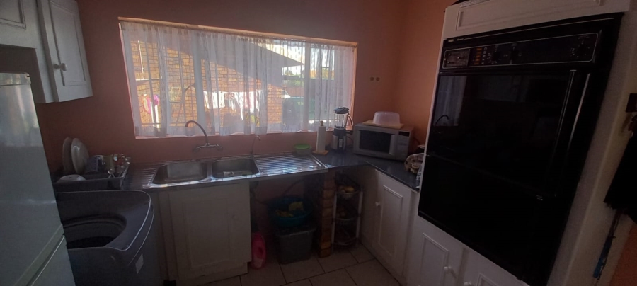 3 Bedroom Property for Sale in Brackenhurst Gauteng