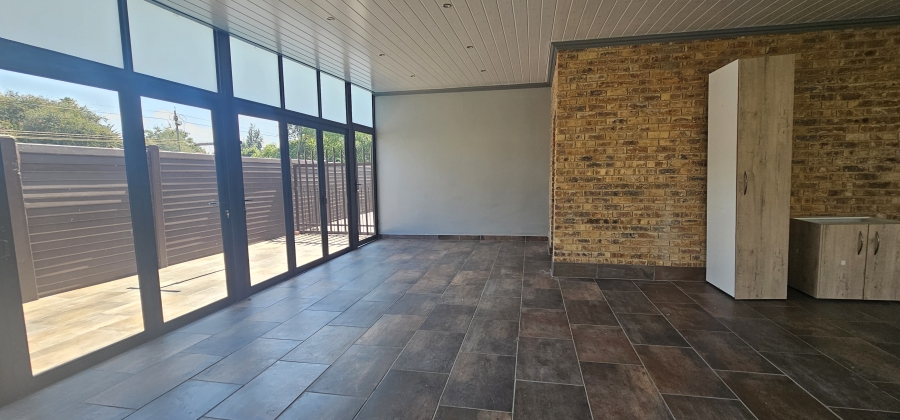 3 Bedroom Property for Sale in Brackenhurst Gauteng