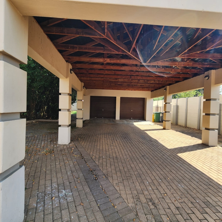 3 Bedroom Property for Sale in Brackenhurst Gauteng