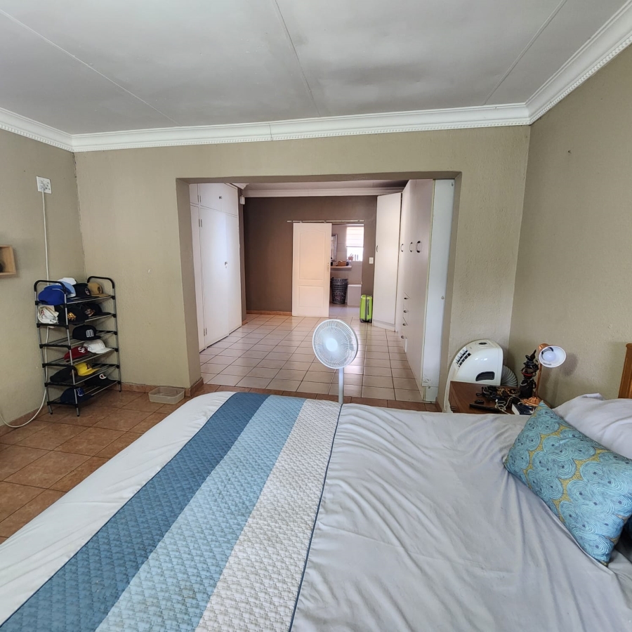 3 Bedroom Property for Sale in Brackenhurst Gauteng