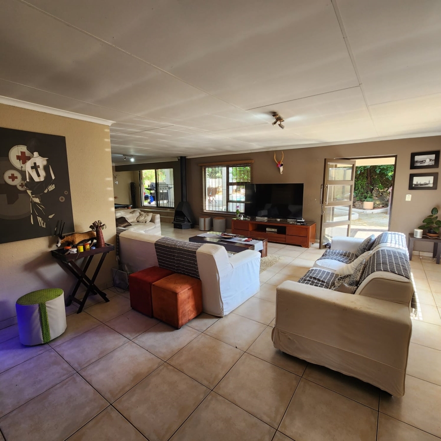 3 Bedroom Property for Sale in Brackenhurst Gauteng