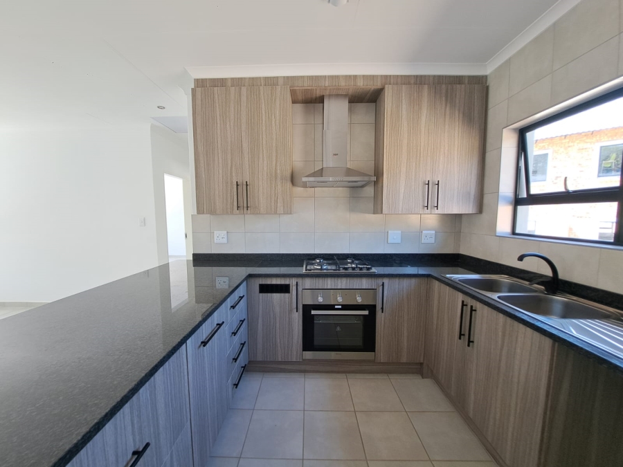 3 Bedroom Property for Sale in Brackendowns Gauteng