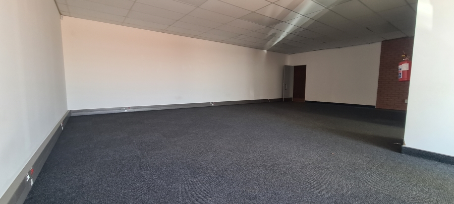 To Let commercial Property for Rent in Olifantsfontein Gauteng