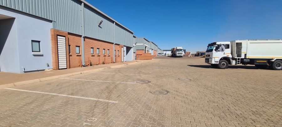 To Let commercial Property for Rent in Olifantsfontein Gauteng