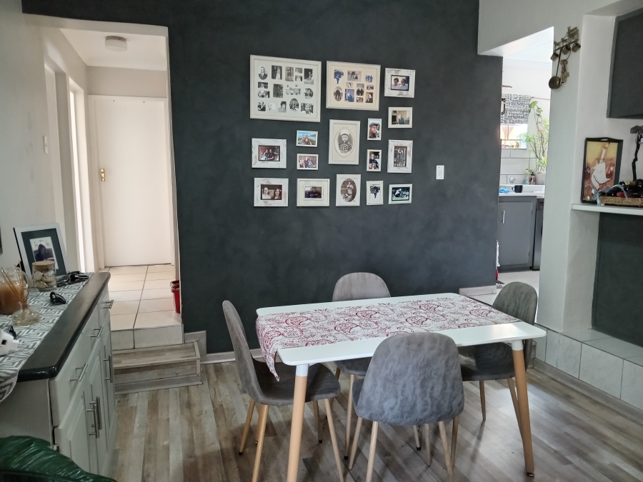 3 Bedroom Property for Sale in Radiokop Gauteng