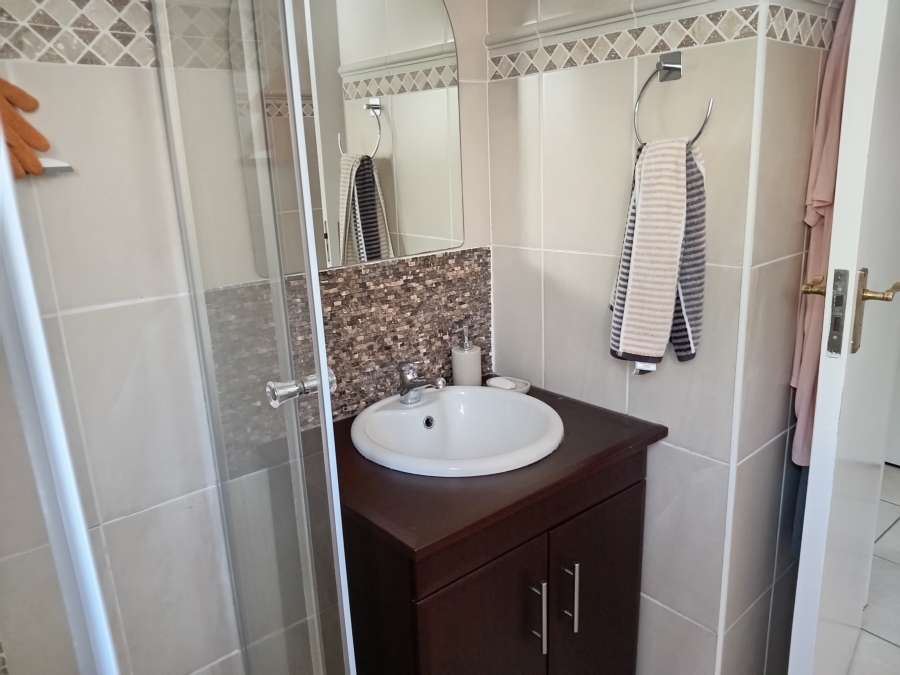 3 Bedroom Property for Sale in Radiokop Gauteng