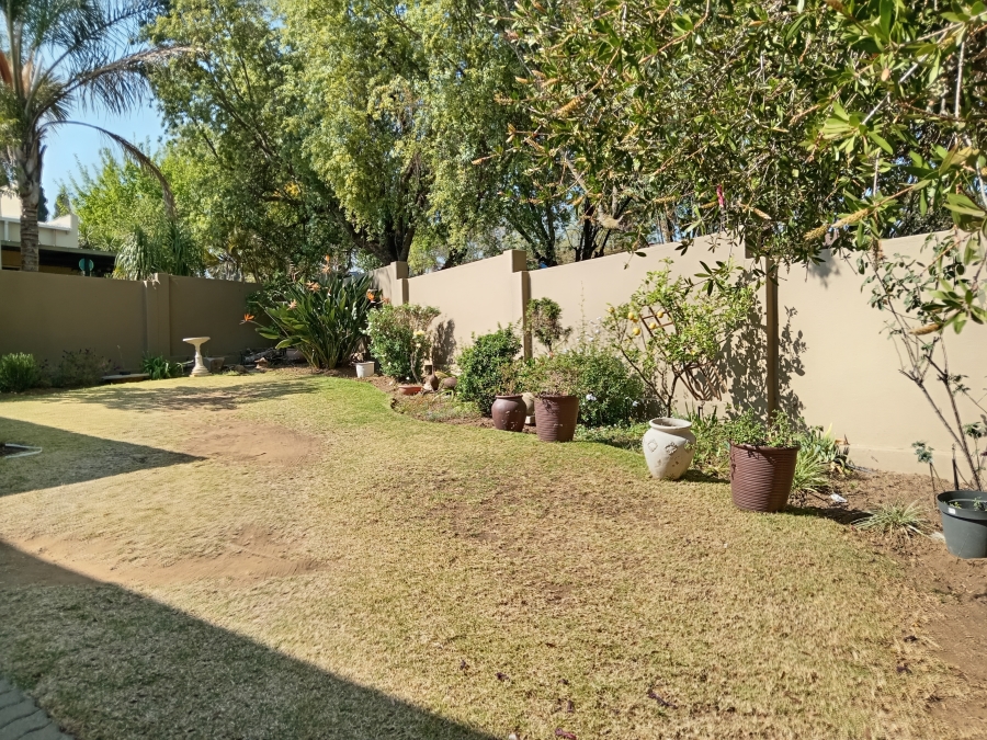 3 Bedroom Property for Sale in Radiokop Gauteng