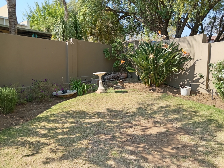 3 Bedroom Property for Sale in Radiokop Gauteng