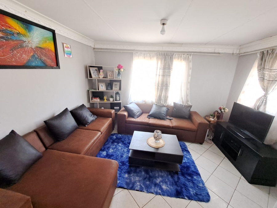 3 Bedroom Property for Sale in Lenasia South Gauteng