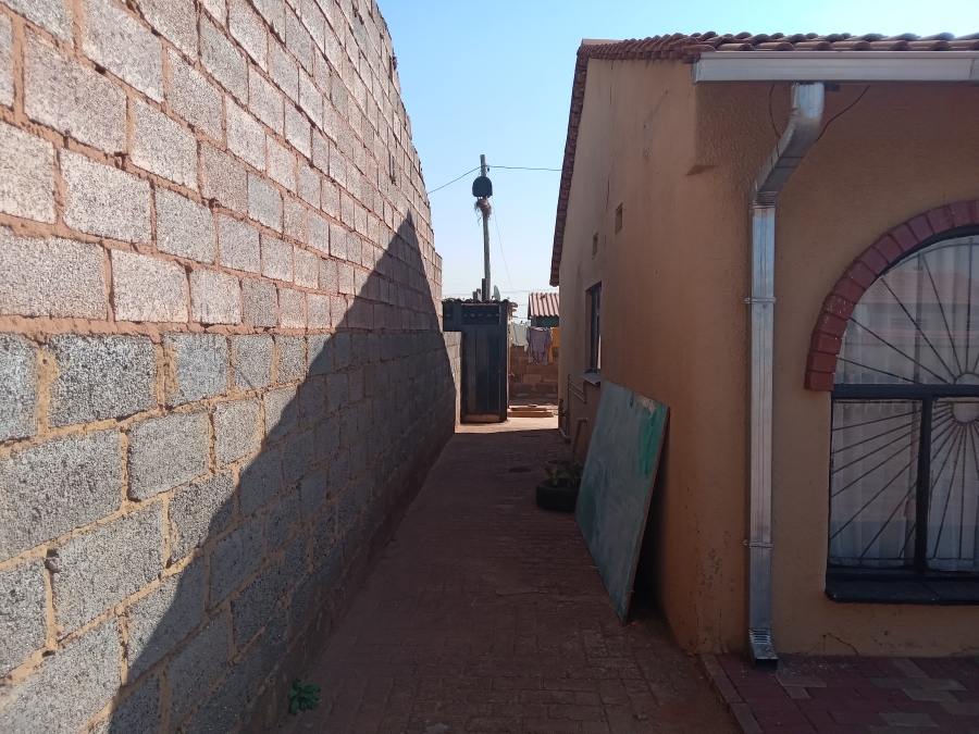 2 Bedroom Property for Sale in Vosloorus Gauteng