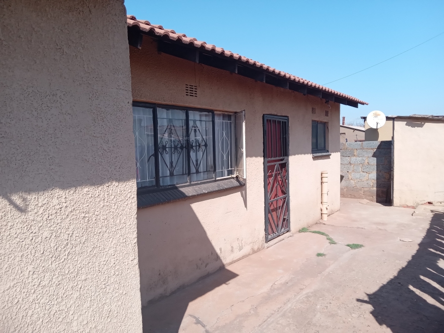 2 Bedroom Property for Sale in Vosloorus Gauteng