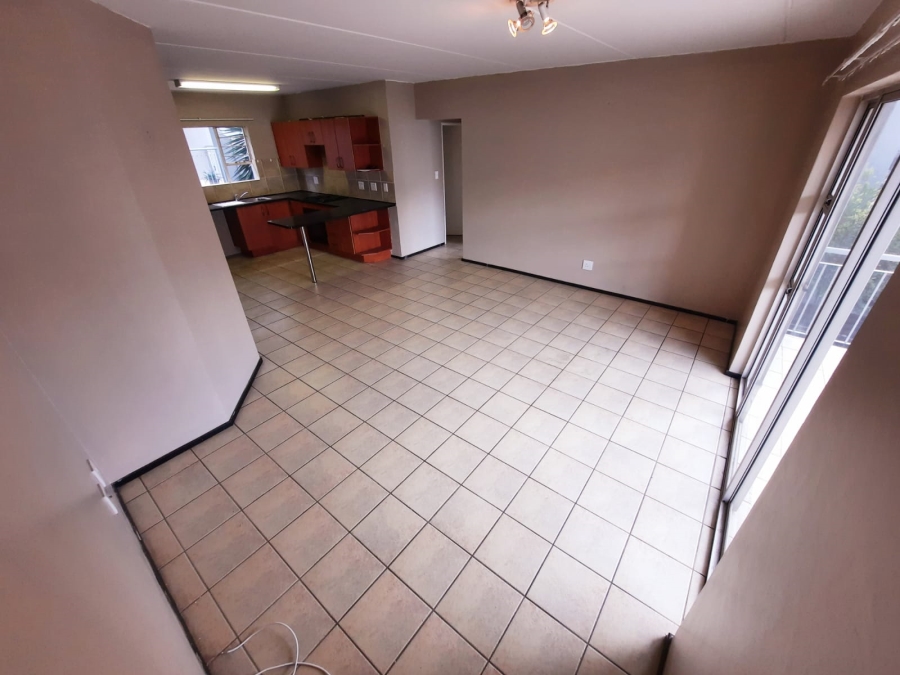 2 Bedroom Property for Sale in Bardene Gauteng