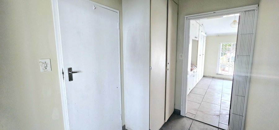 3 Bedroom Property for Sale in Die Hoewes Gauteng