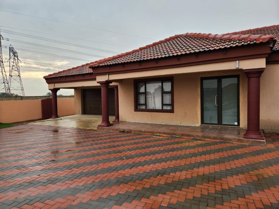 3 Bedroom Property for Sale in Eligwa Estate Gauteng